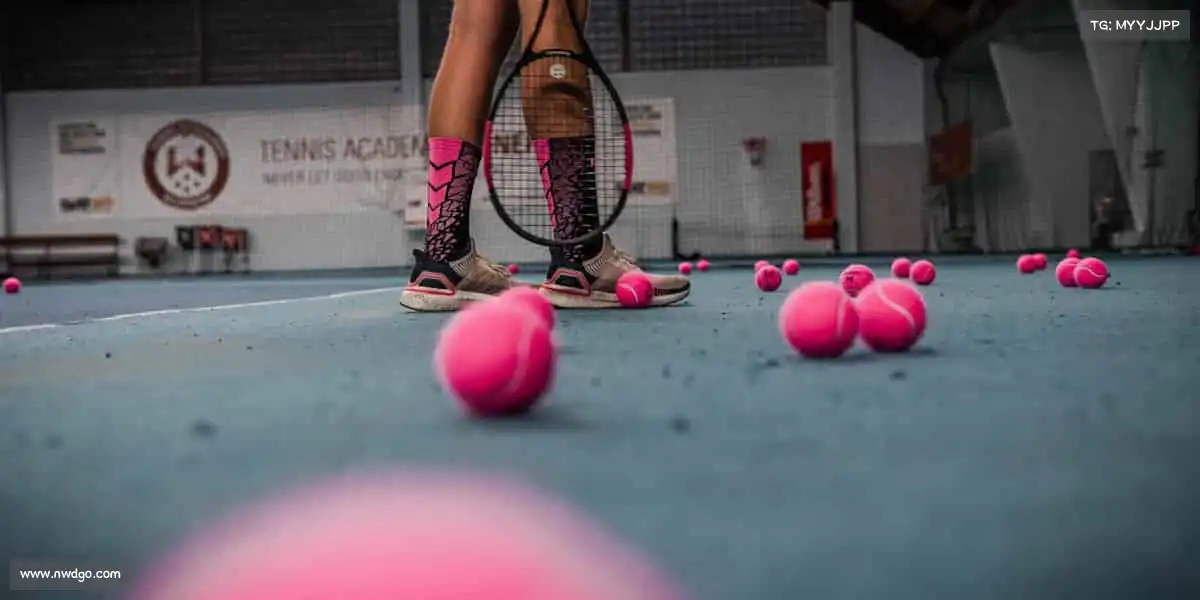 <strong>UED</strong>🎾从新手到高手，从热爱到执着！这里，见证每一步的蜕变～